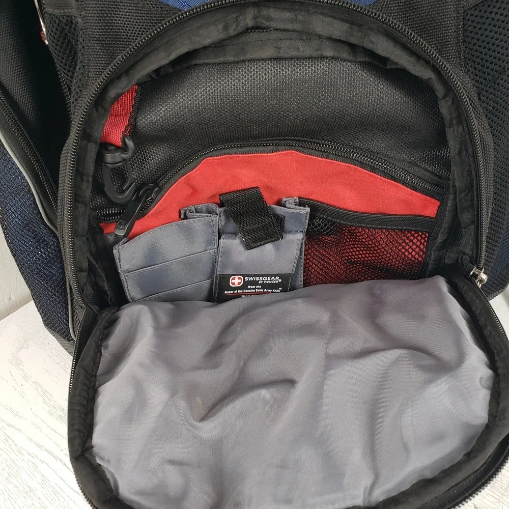 SwissGear Wenger Ibex 17